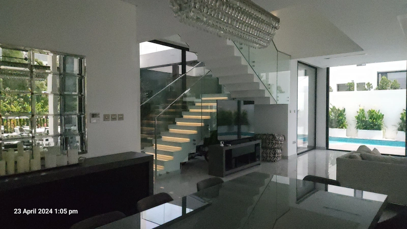 Luxuriöse Villa mit 7 Schlafzimmern, privatem Pool & Garten in Al Barari