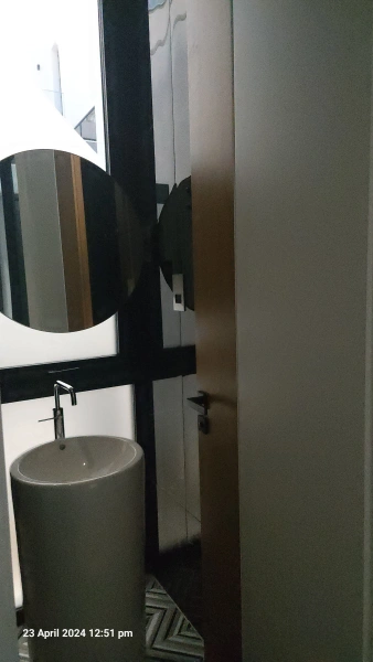 Luxuriöse Villa mit 7 Schlafzimmern, privatem Pool & Garten in Al Barari