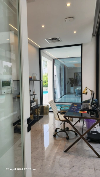 Luxuriöse Villa mit 7 Schlafzimmern, privatem Pool & Garten in Al Barari