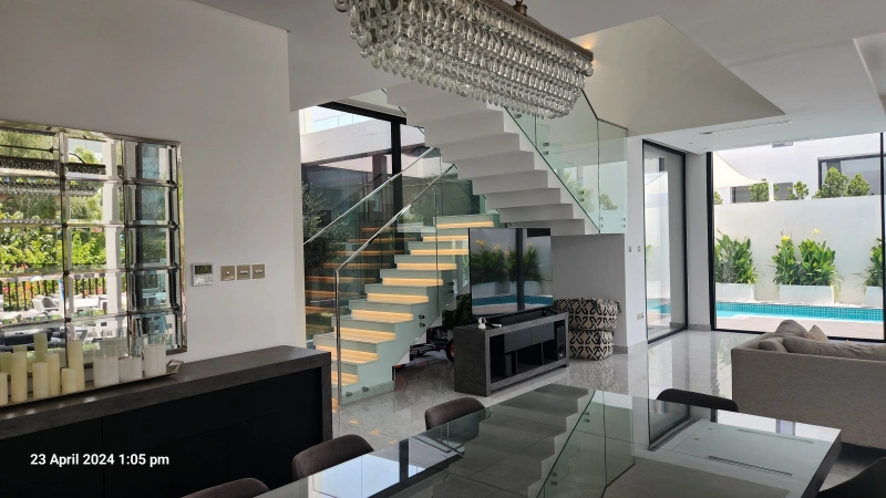 Luxuriöse Villa mit 7 Schlafzimmern, privatem Pool & Garten in Al Barari