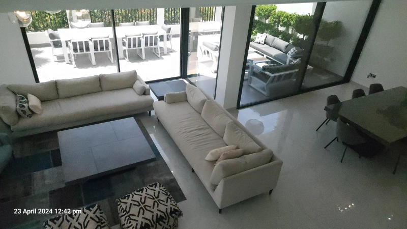 Luxuriöse Villa mit 7 Schlafzimmern, privatem Pool & Garten in Al Barari