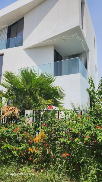 Luxuriöse Villa mit 7 Schlafzimmern, privatem Pool & Garten in Al Barari