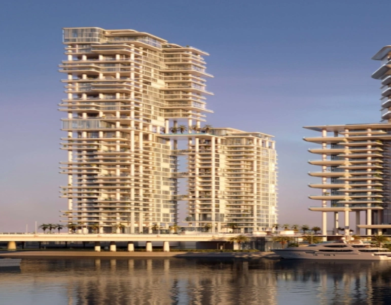 Atemberaubendes Simplex mit vier Schlafzimmern und modernem Design