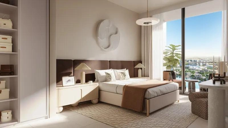 Lussuosa unità d'angolo con 4 camere da letto e camera di servizio con vista sul canale