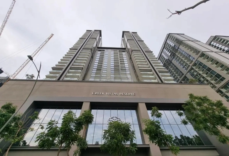 Moderne 2-Zimmer Wohnung mit Poolblick, möbliert in Top-Lage!