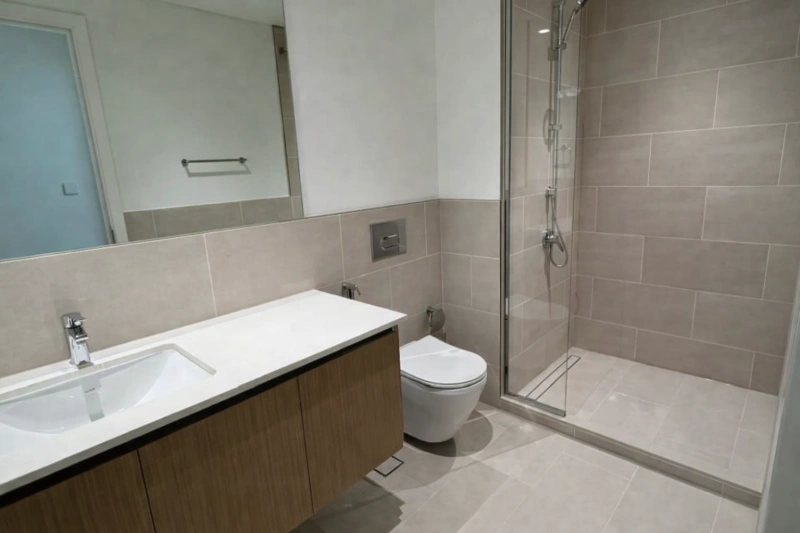 Stunning Two Bedroom Apartment with Pool and Panoramic Views