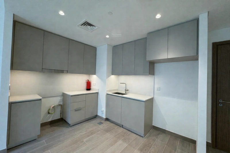 Stunning Two Bedroom Apartment with Pool and Panoramic Views