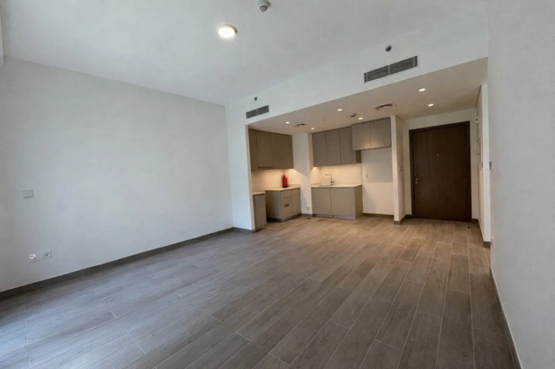 Stunning Two Bedroom Apartment with Pool and Panoramic Views