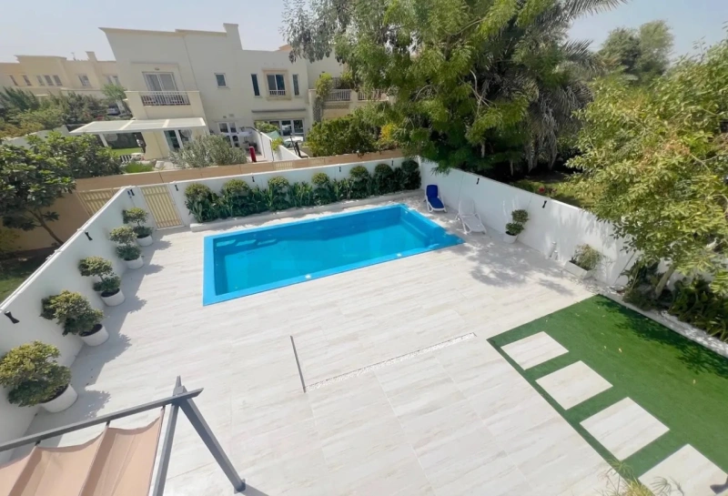 Traumvilla mit 4 Schlafzimmern, riesigem Garten & vollständigem Upgrade