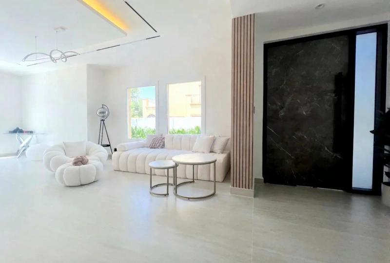 Traumvilla mit 4 Schlafzimmern, riesigem Garten & vollständigem Upgrade