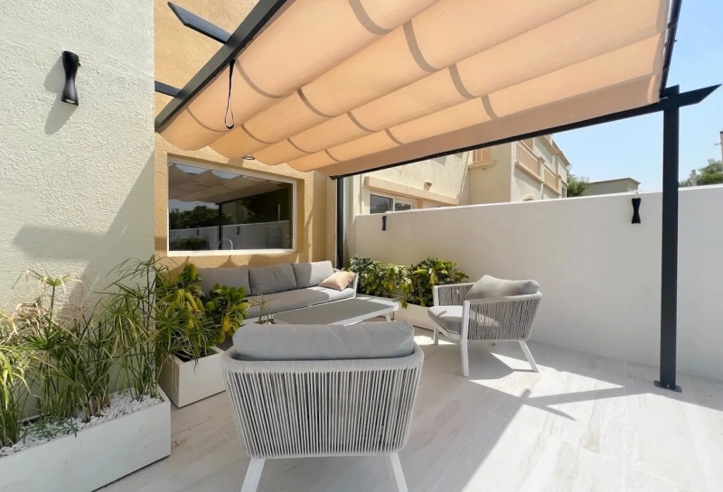 Traumvilla mit 4 Schlafzimmern, riesigem Garten & vollständigem Upgrade