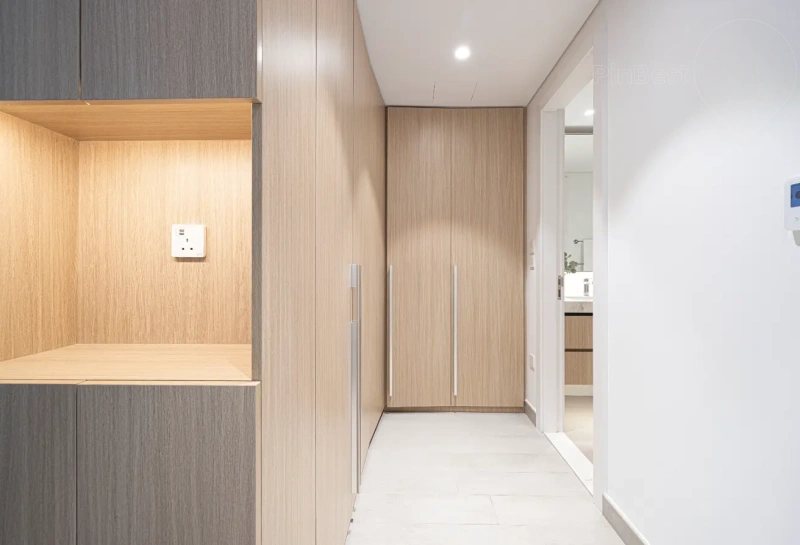 Modern 2-room apartment in Berkeley Place - perfect for short term rentals!