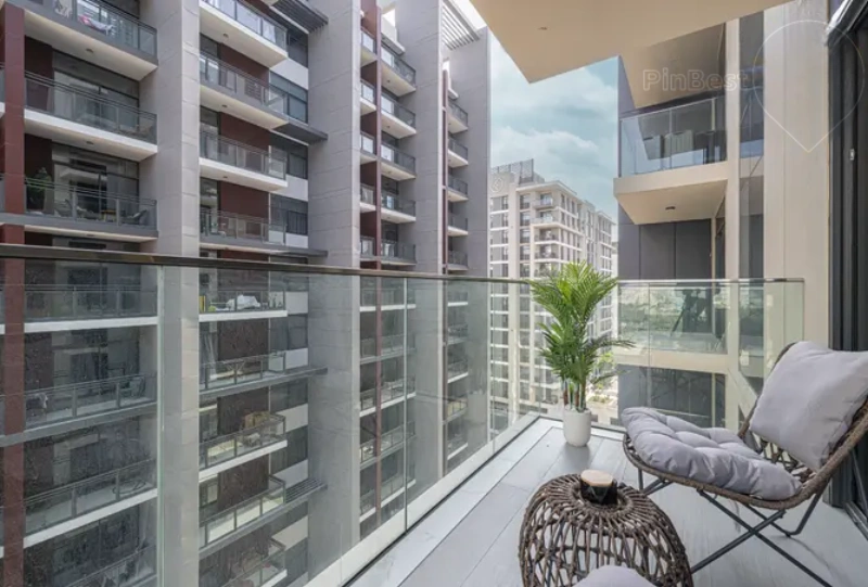 Modern 2-room apartment in Berkeley Place - perfect for short term rentals!