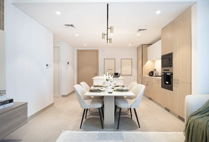 Modern 2-room apartment in Berkeley Place - perfect for short term rentals!