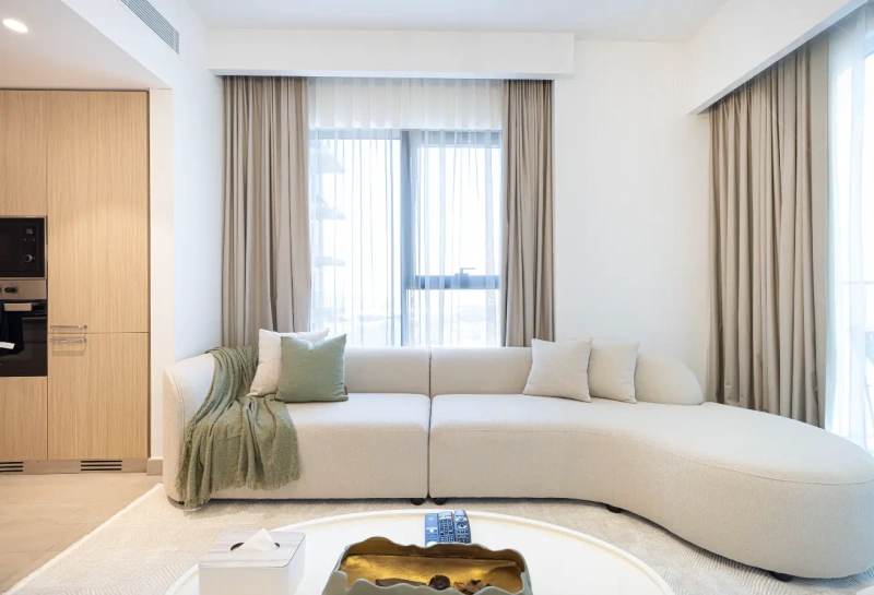 Modern 2-room apartment in Berkeley Place - perfect for short term rentals!