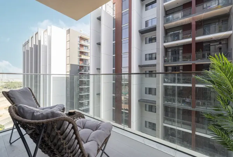 Modern 2-room apartment in Berkeley Place - perfect for short term rentals!