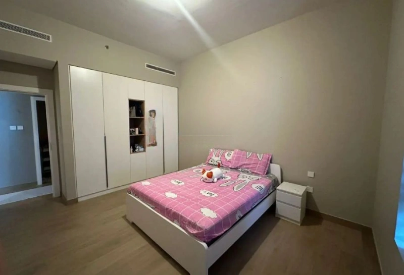 Eleganz trifft auf Strandleben in diesem stilvollen Apartment mit 1 Schlafzimmer