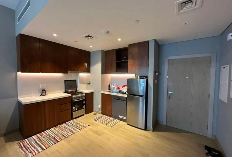 Eleganz trifft auf Strandleben in diesem stilvollen Apartment mit 1 Schlafzimmer