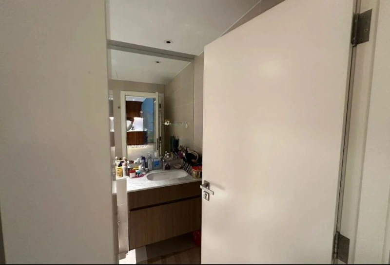 Eleganz trifft auf Strandleben in diesem stilvollen Apartment mit 1 Schlafzimmer