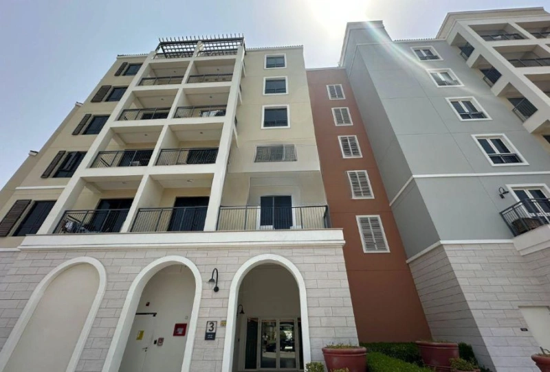 Eleganz trifft auf Strandleben in diesem stilvollen Apartment mit 1 Schlafzimmer