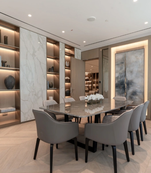 Gemütliches Apartment mit 2 Schlafzimmern, voll möbliert, eingebaute Küchengeräte.