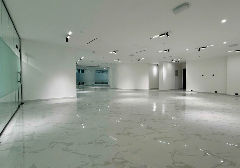 Leerstehendes Büro zu vermieten - Regal Tower Business Bay