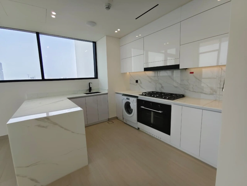 Atemberaubende 2-Schlafzimmer-Wohnung mit privatem Pool - Luxusleben vom Feinsten