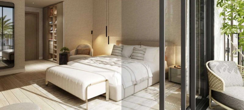 Spacious townhouse with 4 bedrooms, staff room, private garage and garden!