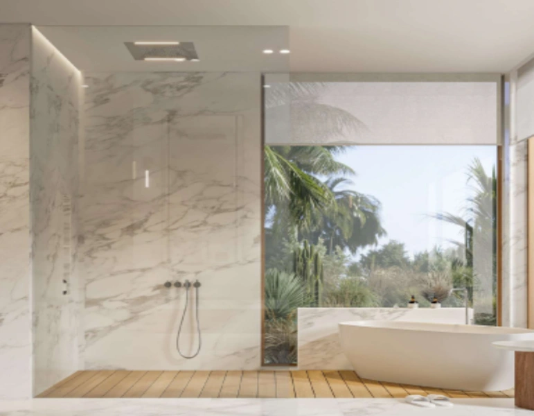 Atemberaubende Villa mit sechs Schlafzimmern und modernem Design