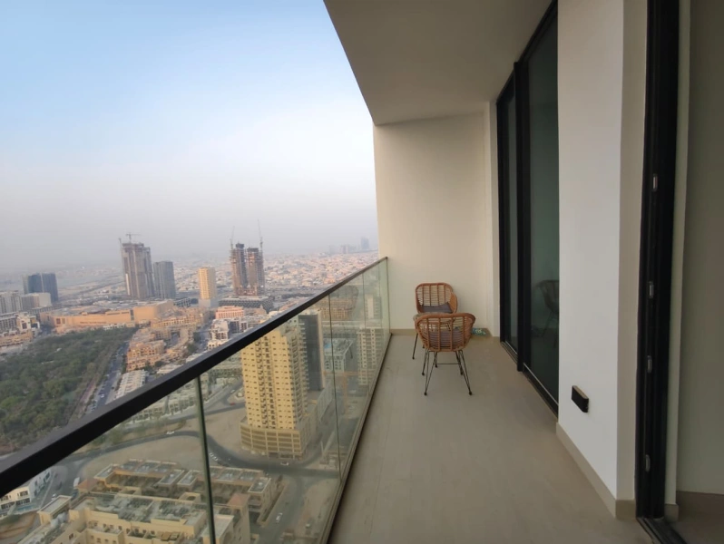 Moderne 1BR Wohnung in bester Lage! Ready Eigentum mit atemberaubenden Annehmlichkeiten!