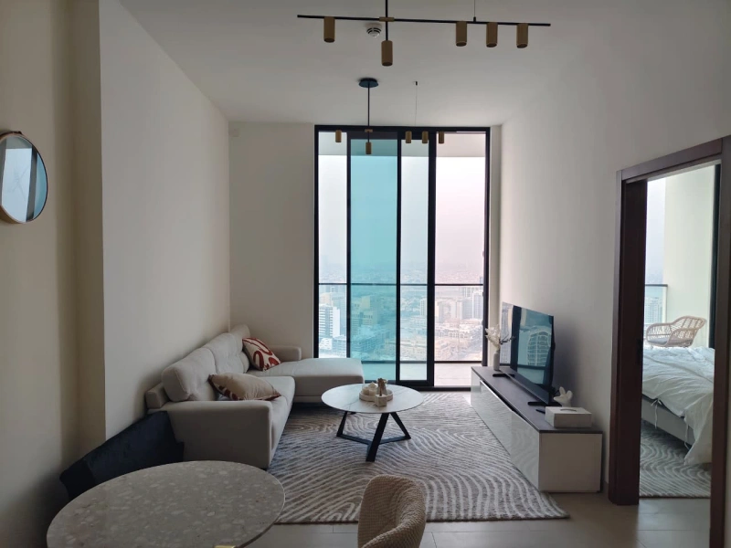 Moderne 1BR Wohnung in bester Lage! Ready Eigentum mit atemberaubenden Annehmlichkeiten!