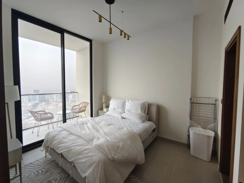 Moderne 1BR Wohnung in bester Lage! Ready Eigentum mit atemberaubenden Annehmlichkeiten!