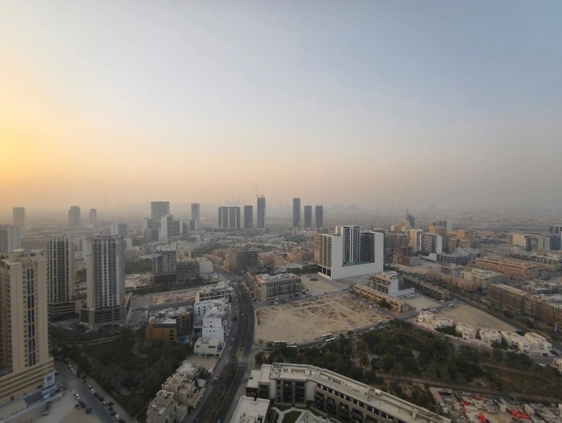 Moderne 1BR Wohnung in bester Lage! Ready Eigentum mit atemberaubenden Annehmlichkeiten!