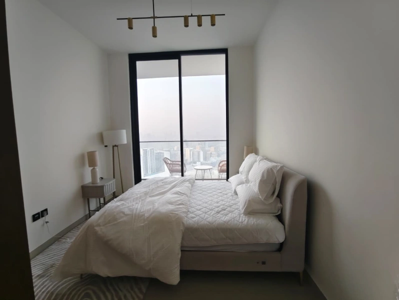 Moderne 1BR Wohnung in bester Lage! Ready Eigentum mit atemberaubenden Annehmlichkeiten!