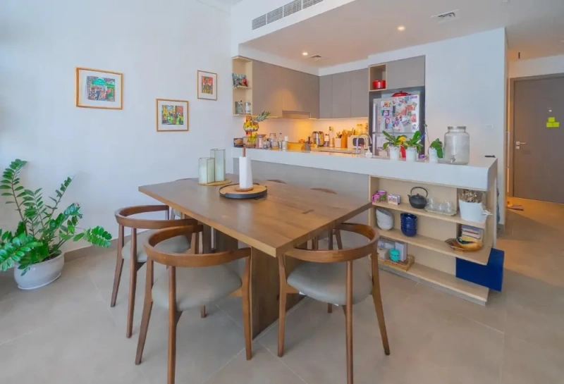 Stylish Three Bedroom Apartment with Modern Design