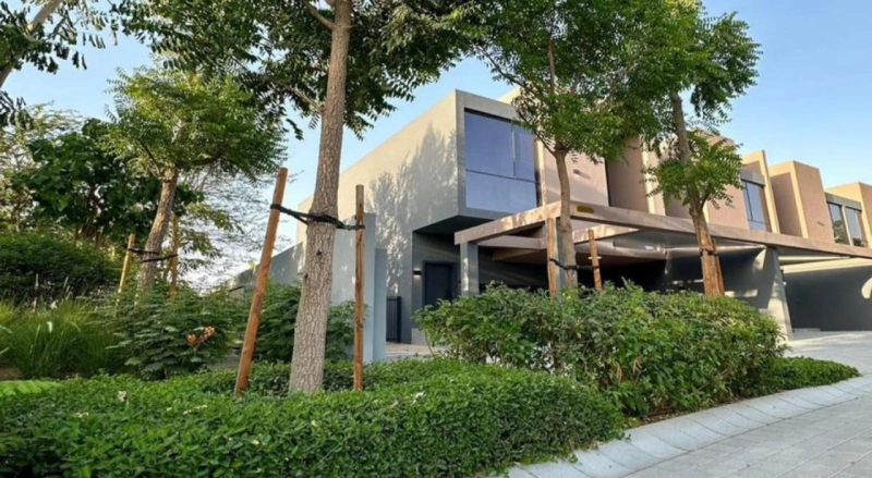 Geräumiges 3-Schlafzimmer-Stadthaus mit großem Grundriss und modernen Annehmlichkeiten