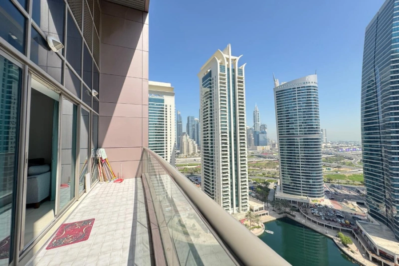 Atemberaubende Zwei-Zimmer-Wohnung mit Panoramablick