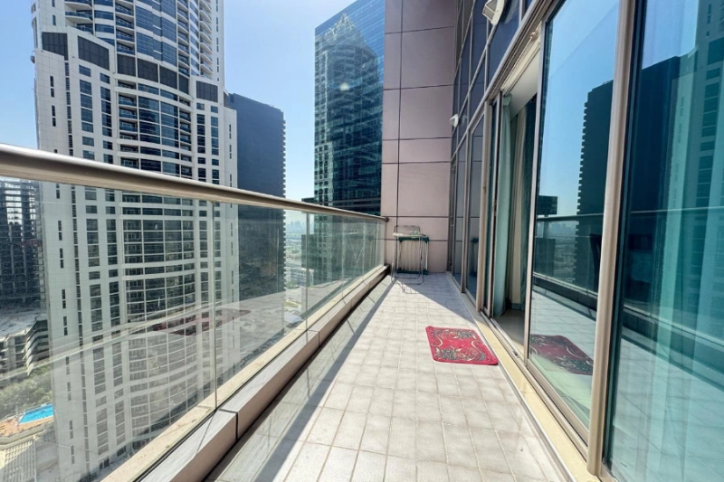 Atemberaubende Zwei-Zimmer-Wohnung mit Panoramablick