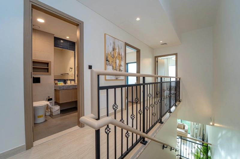 Stilvolles 4-Schlafzimmer-Stadthaus | Vollständig möbliert | Moderne Ausstattung &amp; geräumiges Layout