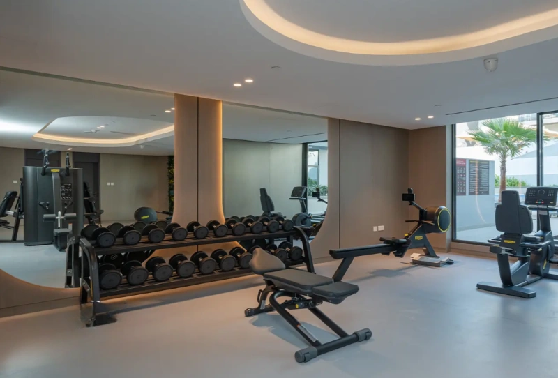 Modernes Studio-Apartment mit Pooldeck im Resort-Stil mit Cabanas und Sonnenliegen!