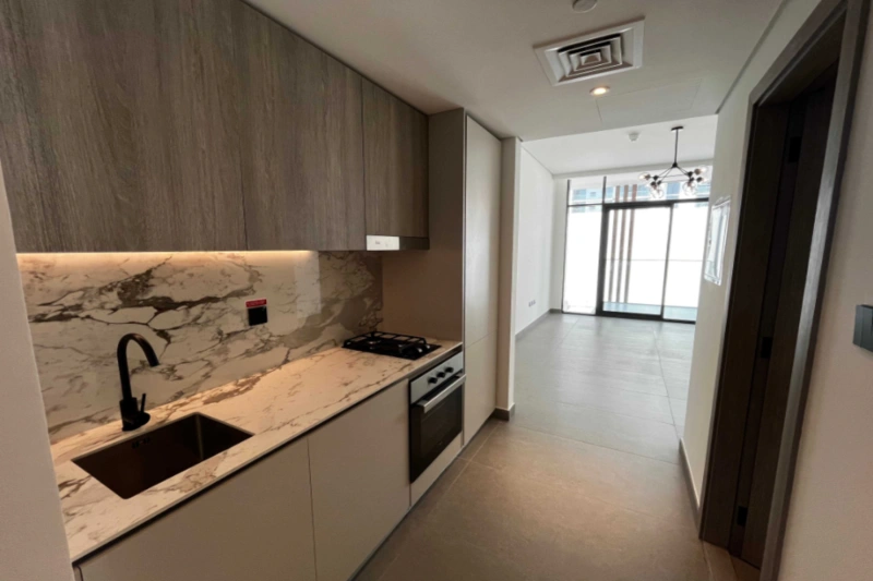 Modernes Studio-Apartment mit Pooldeck im Resort-Stil mit Cabanas und Sonnenliegen!