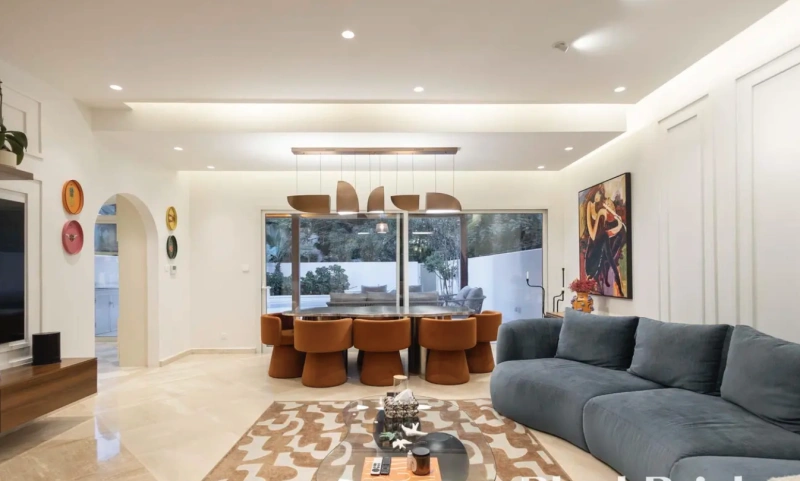 Exklusive 4-Zimmer-Villa mit Pool und moderner Innenausstattung