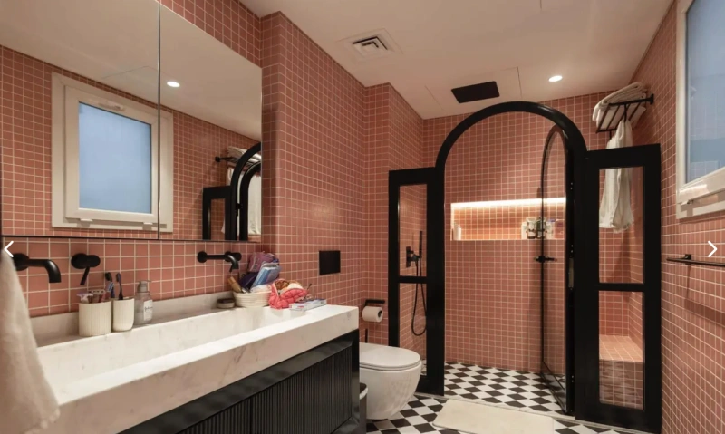 Exklusive 4-Zimmer-Villa mit Pool und moderner Innenausstattung