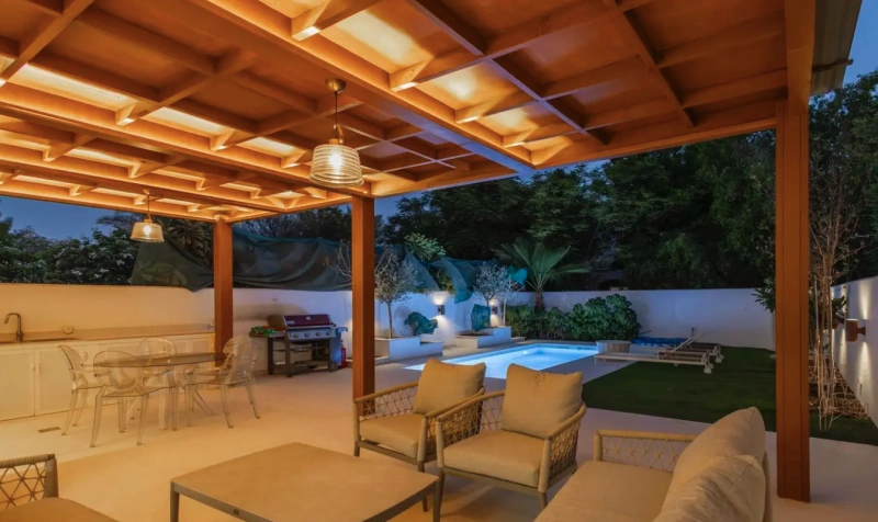 Exklusive 4-Zimmer-Villa mit Pool und moderner Innenausstattung