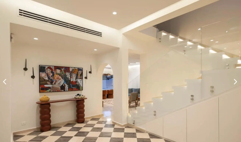 Exklusive 4-Zimmer-Villa mit Pool und moderner Innenausstattung