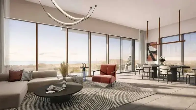 Traumhafte 3-Zimmer-Villa mit Hausmädchen-Zimmer und Familienzimmer - großzügiges Layout!