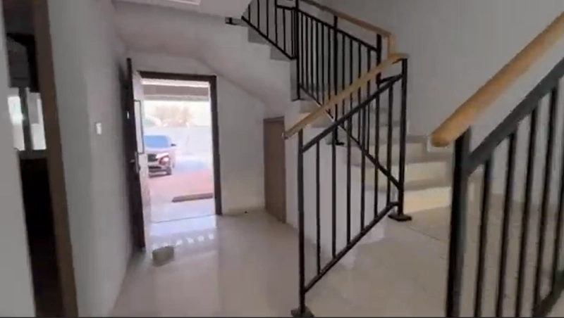 Maison de ville moderne de 4 chambres - Prête à emménager dès aujourd'hui !