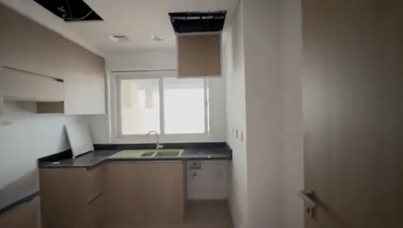 Maison de ville moderne de 4 chambres - Prête à emménager dès aujourd'hui !