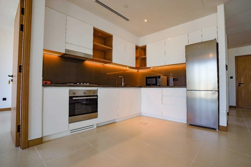 Luxuriöses 2-Zimmer-Apartment mit Marina-Blick