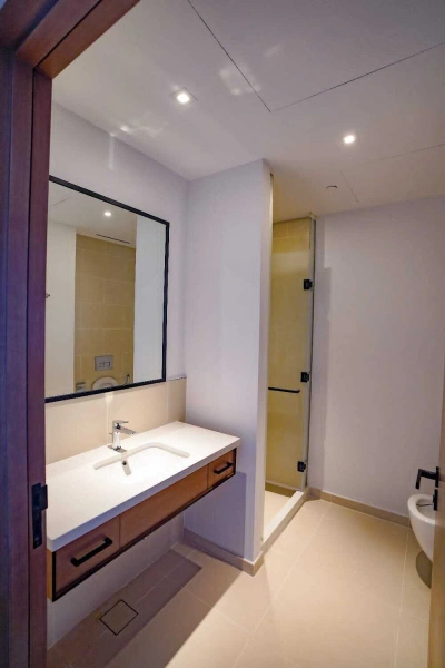 Luxuriöses 2-Zimmer-Apartment mit Marina-Blick